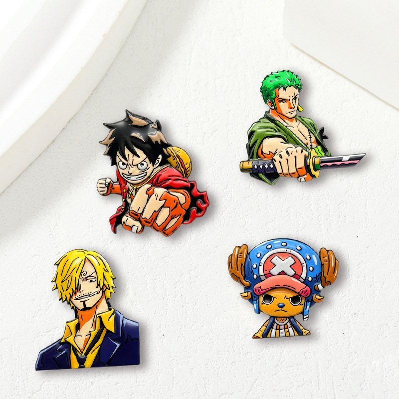 مجموعة من 4 دبابيس كرتونية من  - مراجعة Anime One Piece Merchandise وسعره